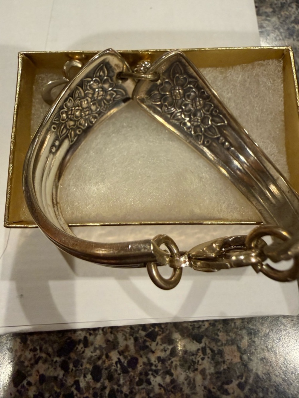 Vintage Floral silver-plated Flatware Spoon Bracelet 6”with cross - Picture 2 of 7
